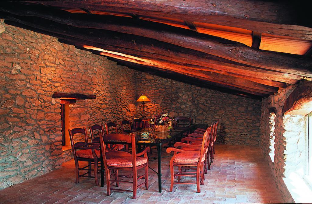 Hotel Restaurante La Masieta Крейсел Екстериор снимка
