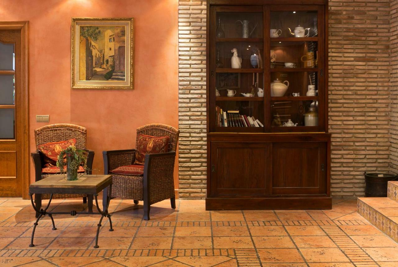 Hotel Restaurante La Masieta Крейсел Екстериор снимка